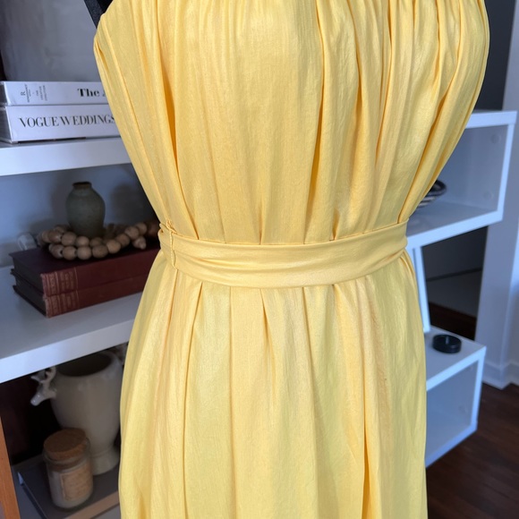 Strapless sweetheart neckline yellow dress in size 4 - Picture 6 of 9